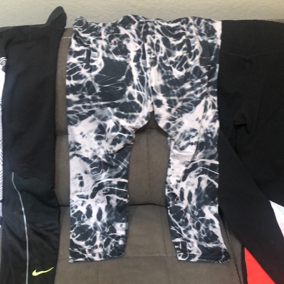 Nike/Aerie leggings workout pants bundle size XL. 3 Nike 1 Aerie - Picture 9 of 16